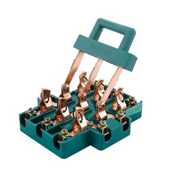 3 Pole Double Throw Knife Switch, 32A/63A/225A 3 Pole Double Throw Knife Switch, 32A/63A/225A