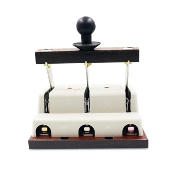 3 Pole Single Throw Knife Switch, 400A 3 Pole Single Throw Knife Switch, 400A