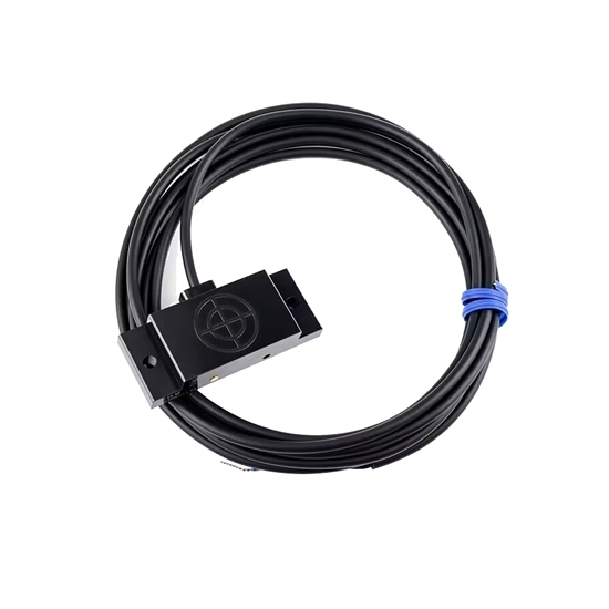 Square Capacitive Proximity Sensor, NPN/PNP, IP67 Square Capacitive Proximity Sensor, NPN/PNP, IP67